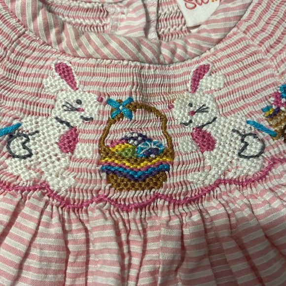Easter Smocked Ballon Size 2T - Picture 4 of 8